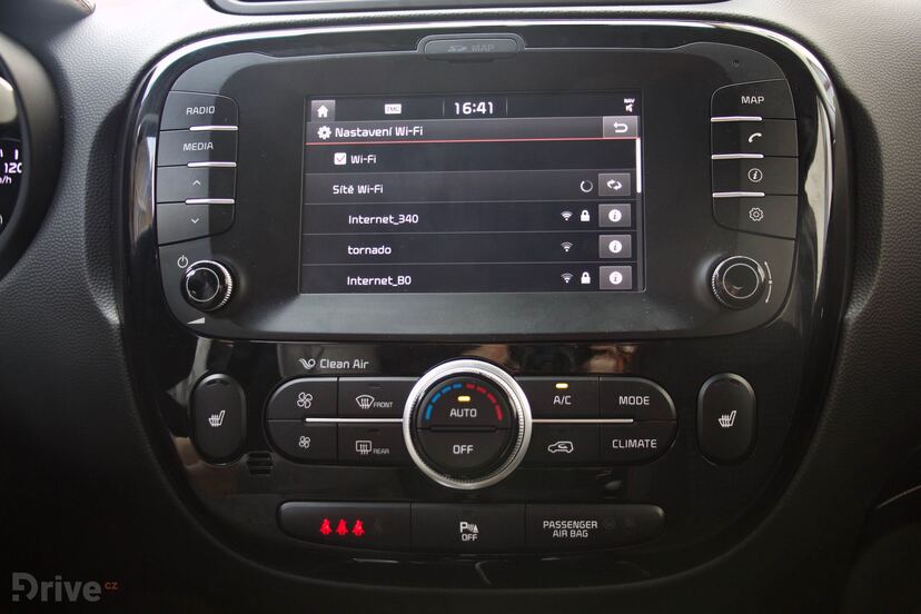 Kia Soul T-GDI infotainment