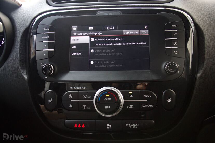 Kia Soul T-GDI infotainment