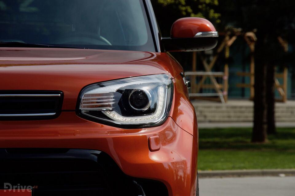 Kia Soul T-GDI vs. Kia Soul EV