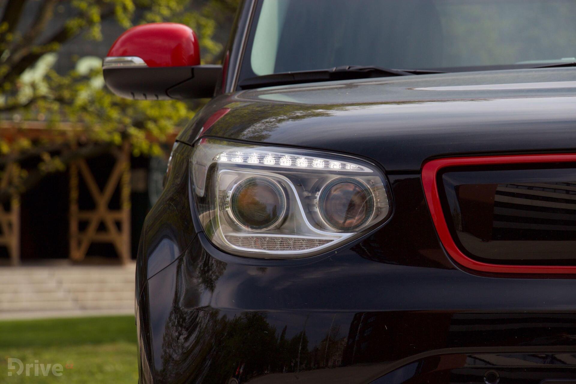 Kia Soul T-GDI vs. Kia Soul EV