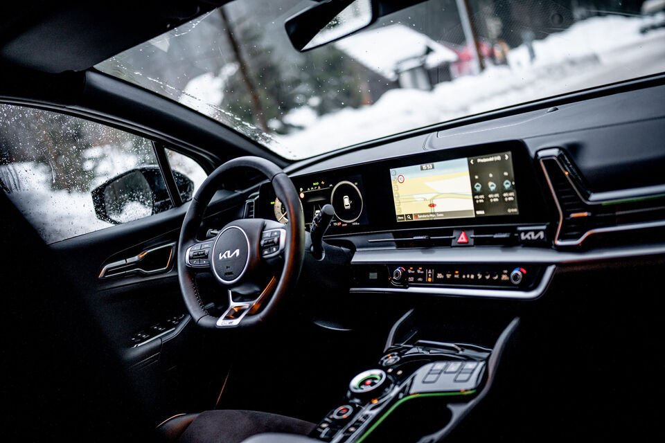 Kia Sportage HEV (hybrid) - interiér