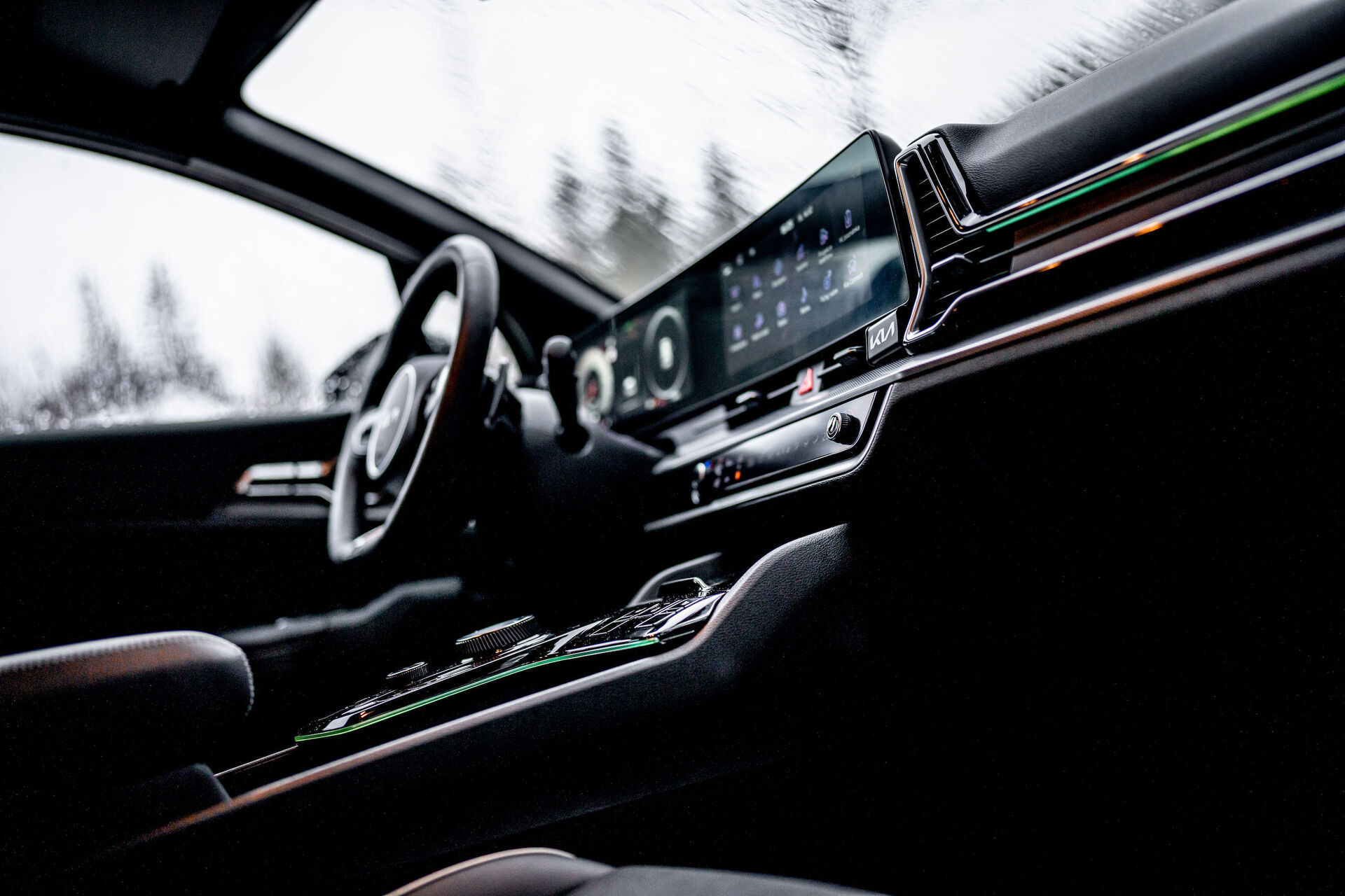 Kia Sportage HEV (hybrid) - interiér