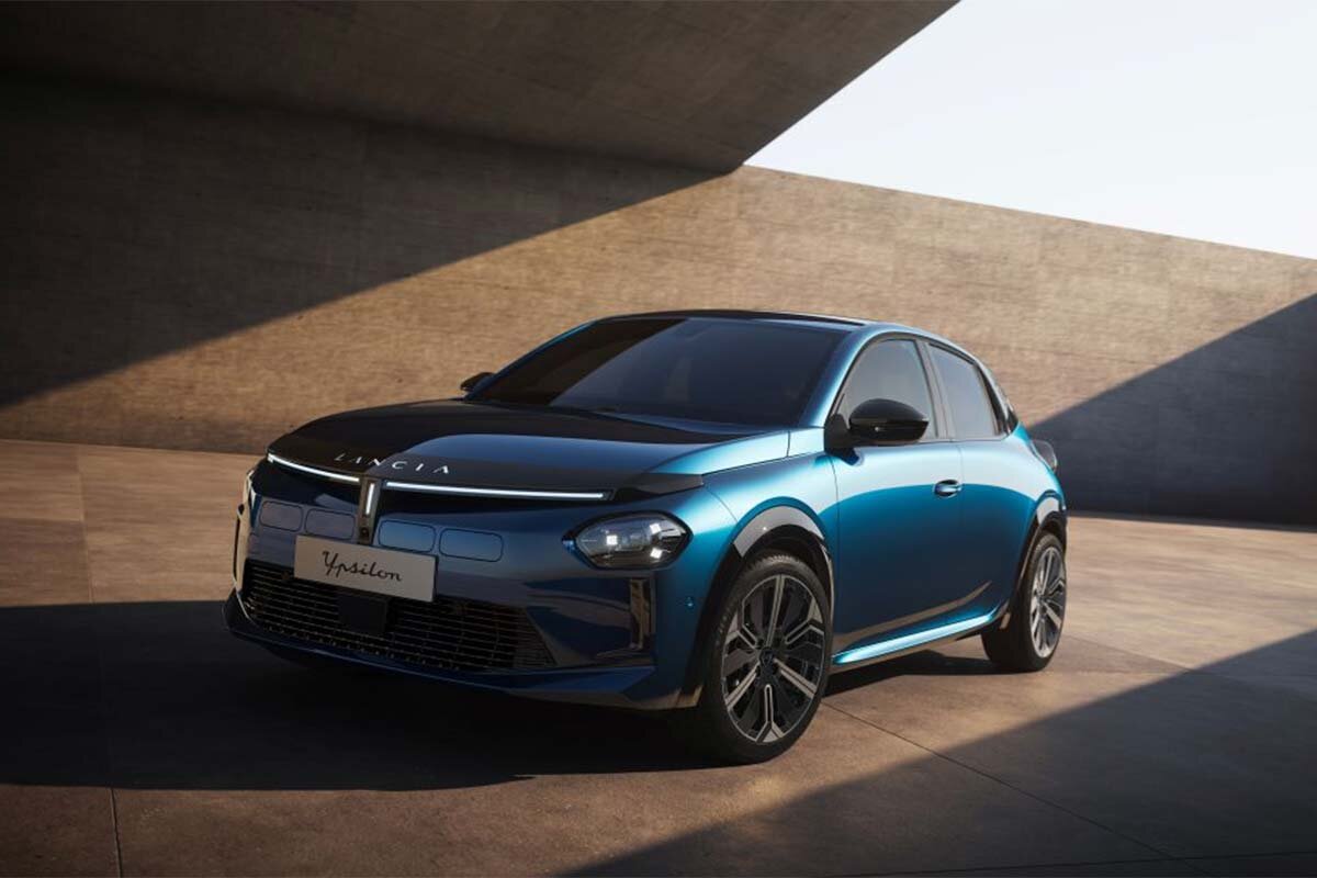 Lancia Ypsilon V bava A Cena FDrive cz