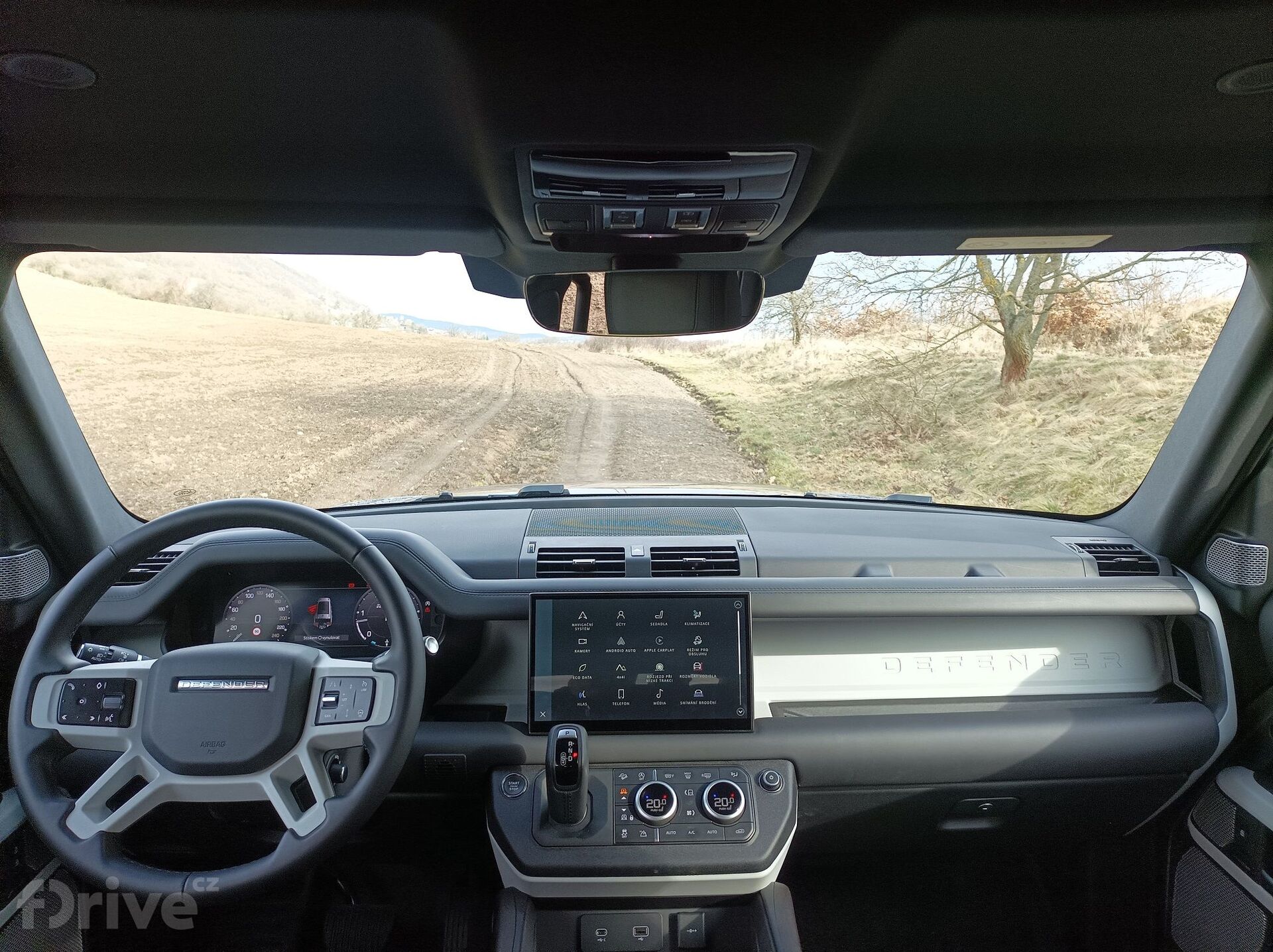 Land Rover Defender 130 D300 MHEV