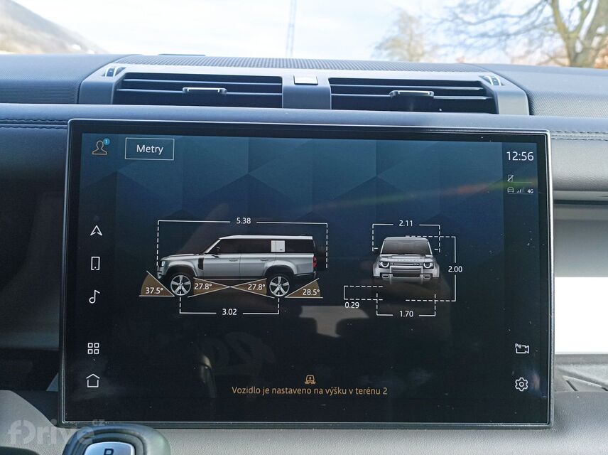 Land Rover Defender 130 D300 MHEV