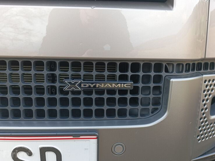 Land Rover Defender 130 D300 MHEV