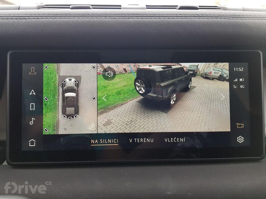 Land Rover Defender P400