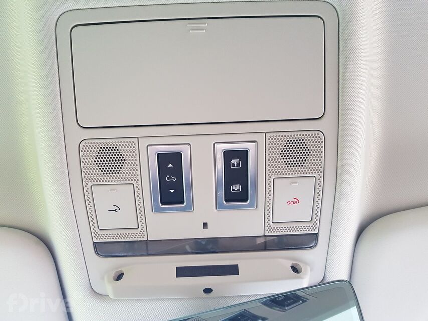 Land Rover Defender P400