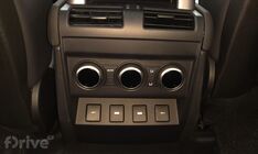 Land Rover Defender P400