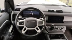 Land Rover Defender P400