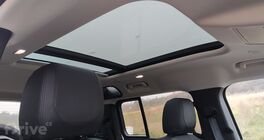 Land Rover Defender P400