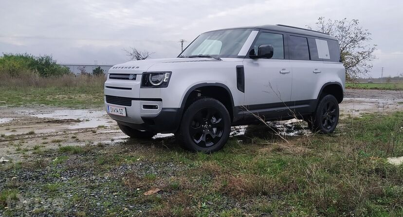 Land Rover Defender P400