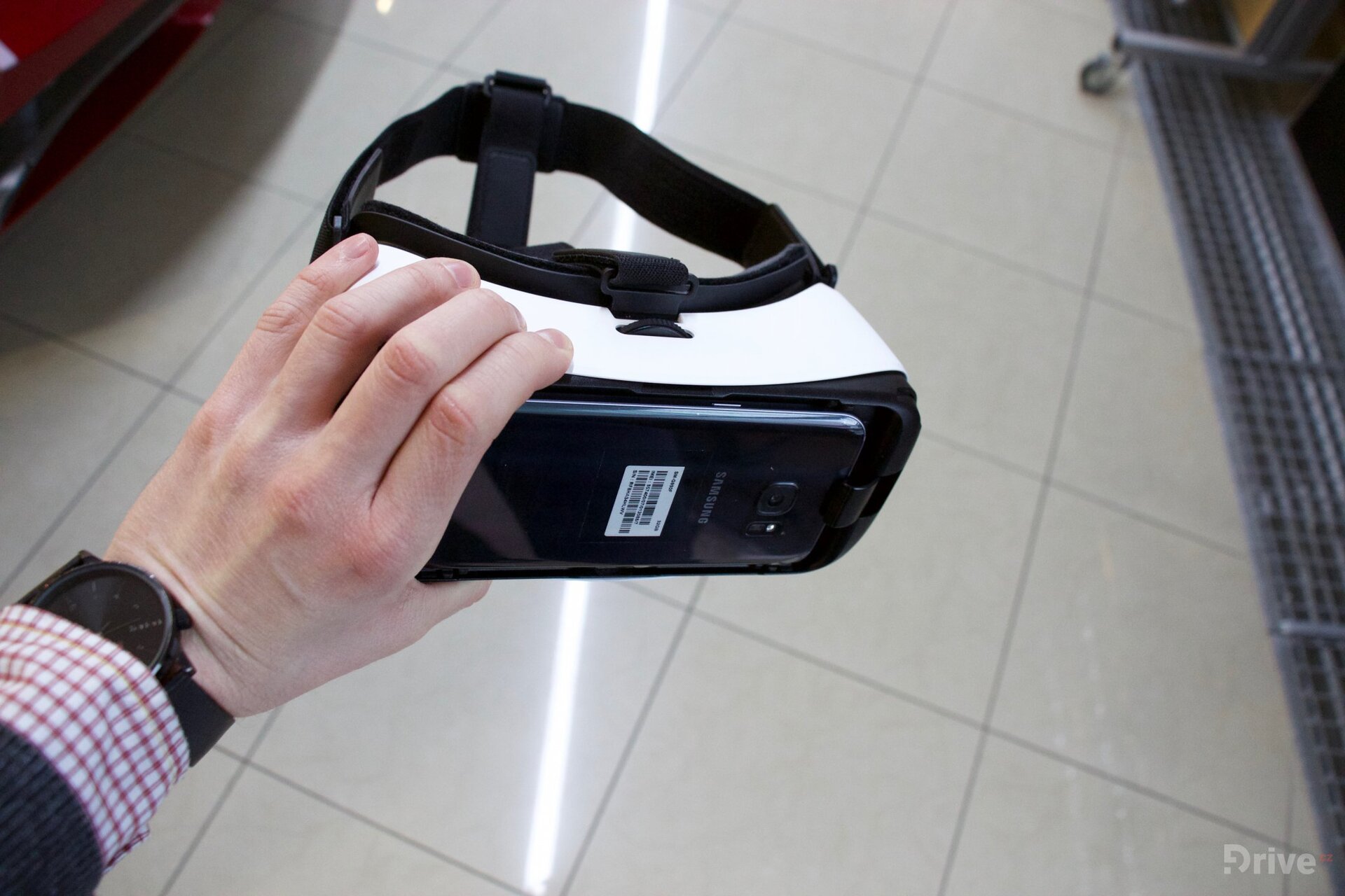 Land Rover Discovery Samsung Gear VR