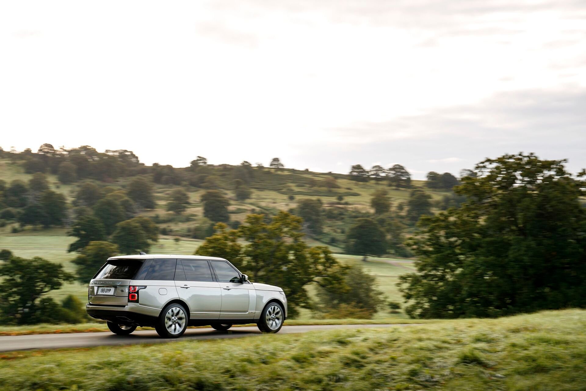 Land Rover Range Rover P400e