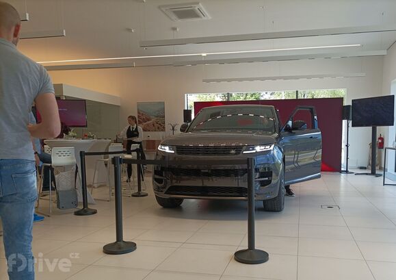 Land Rover Range Rover Sport (2022)