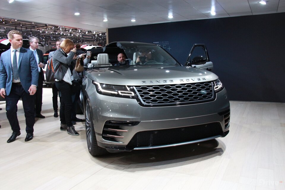Land Rover Range Rover Velar - první pohled