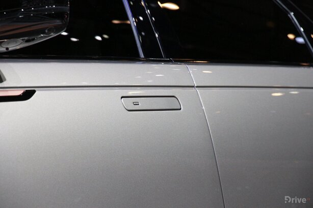 Land Rover Range Rover Velar - první pohled