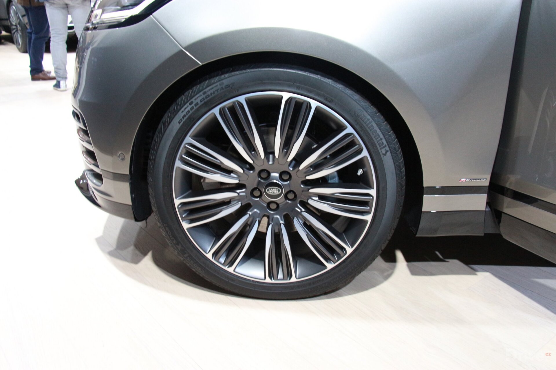 Land Rover Range Rover Velar - první pohled