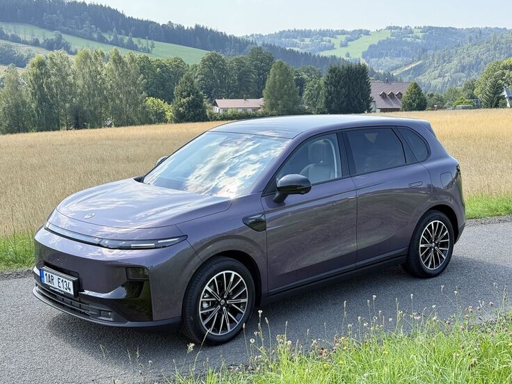 Leapmotor B10 EV Hybrid