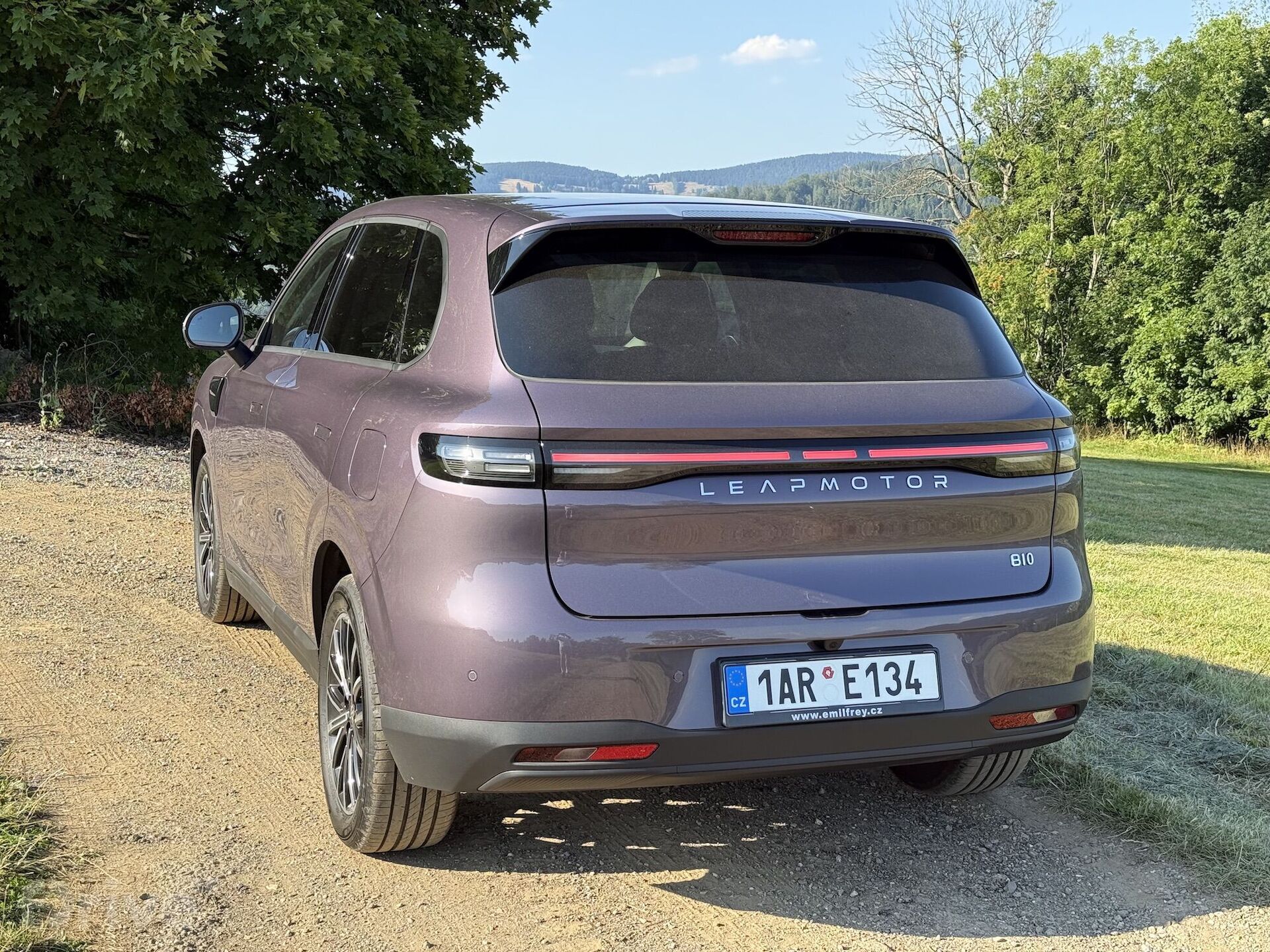 Leapmotor B10 EV Hybrid