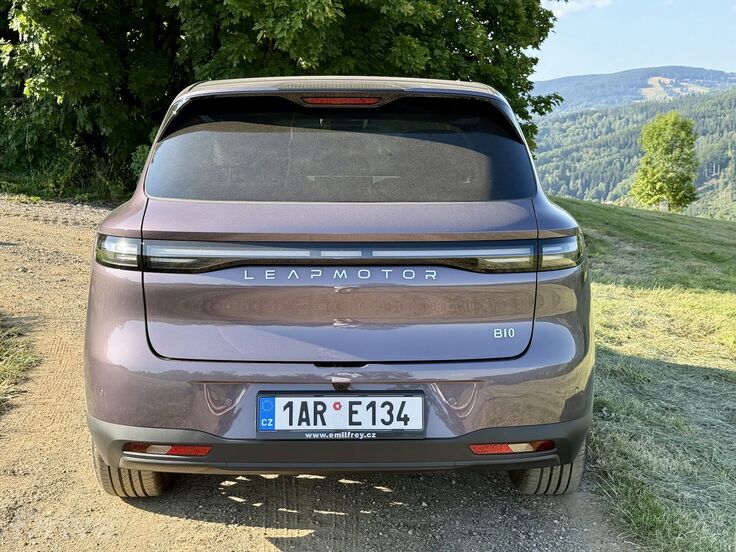 Leapmotor B10 EV Hybrid