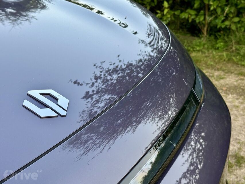Leapmotor B10 EV Hybrid