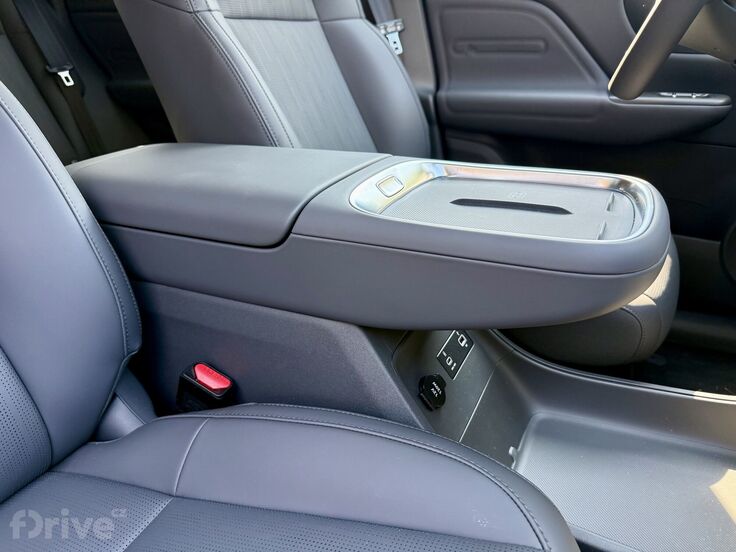Leapmotor B10 EV Hybrid