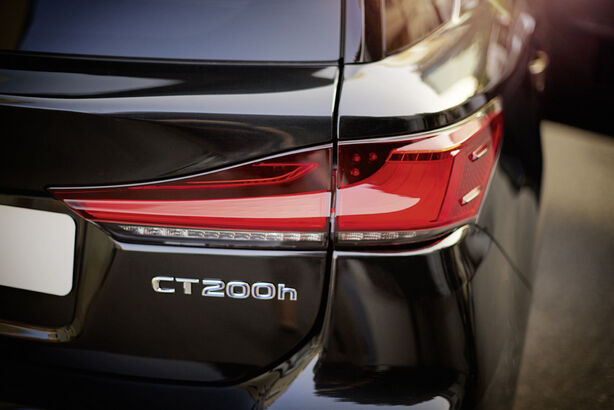 Lexus CT 200h (2011)