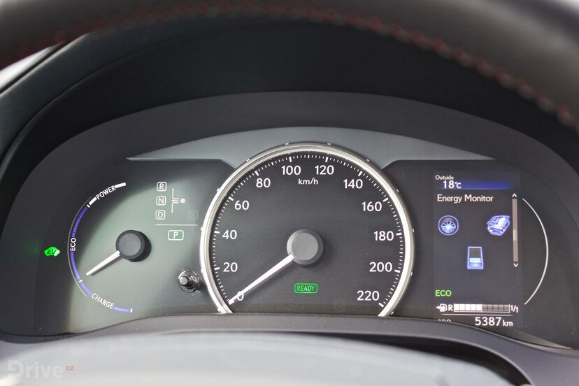 Lexus CT 200h (2011)