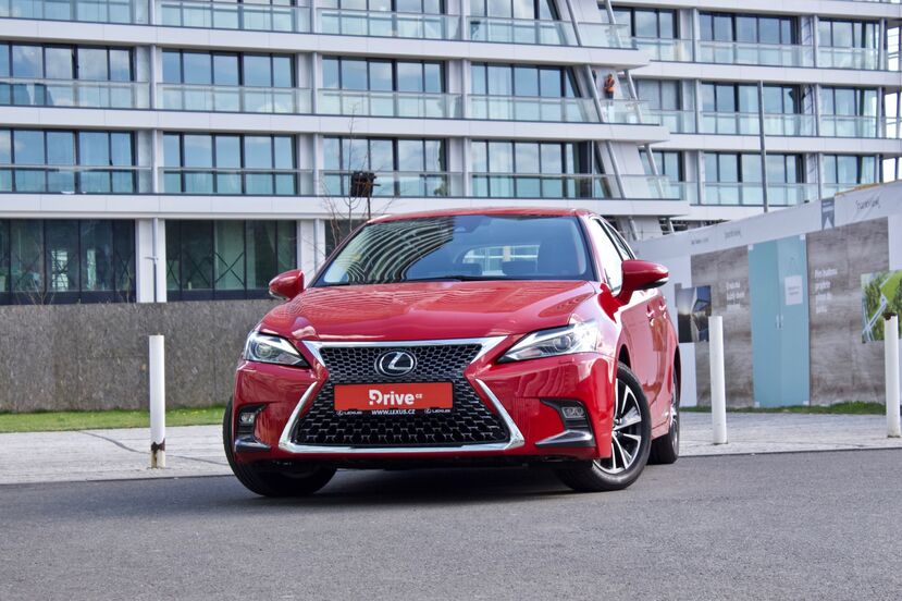 Lexus CT 200h (2011)