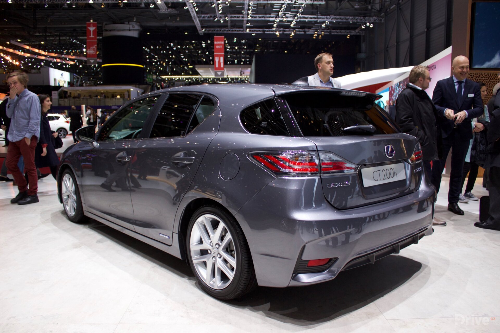 Lexus CT 200h (2011)