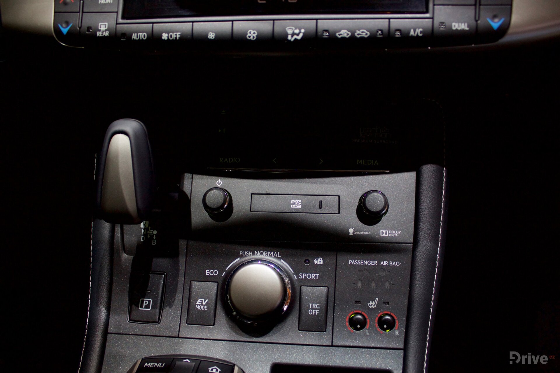 Lexus CT 200h (2011)