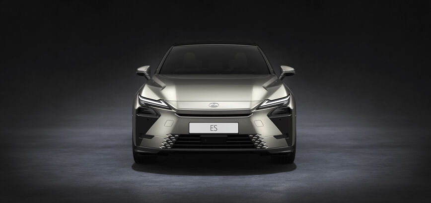 Lexus ES (2025)