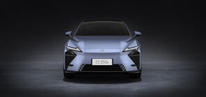 Lexus ES (2025)