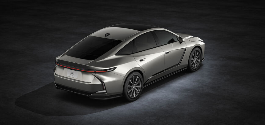 Lexus ES (2025)
