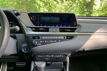 Lexus ES 300h (2018)