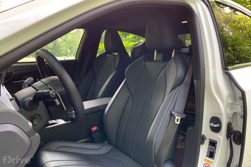 Lexus ES 300h (2018)