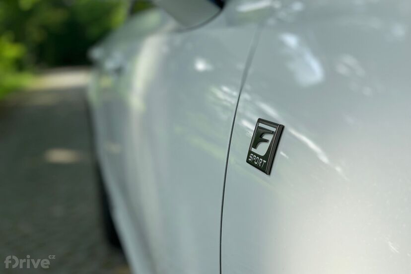 Lexus ES 300h (2018)