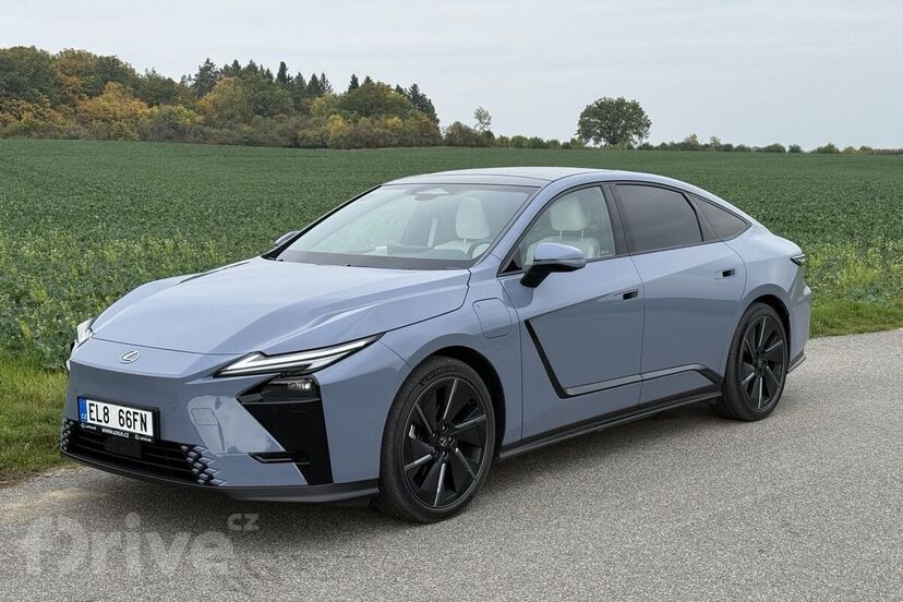 Lexus ES 500e AWD
