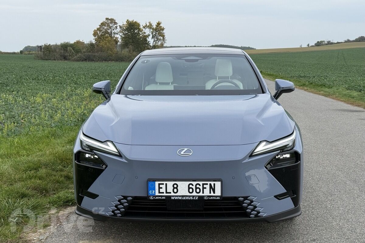 Lexus ES 500e AWD