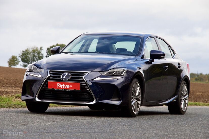 Lexus IS 300h