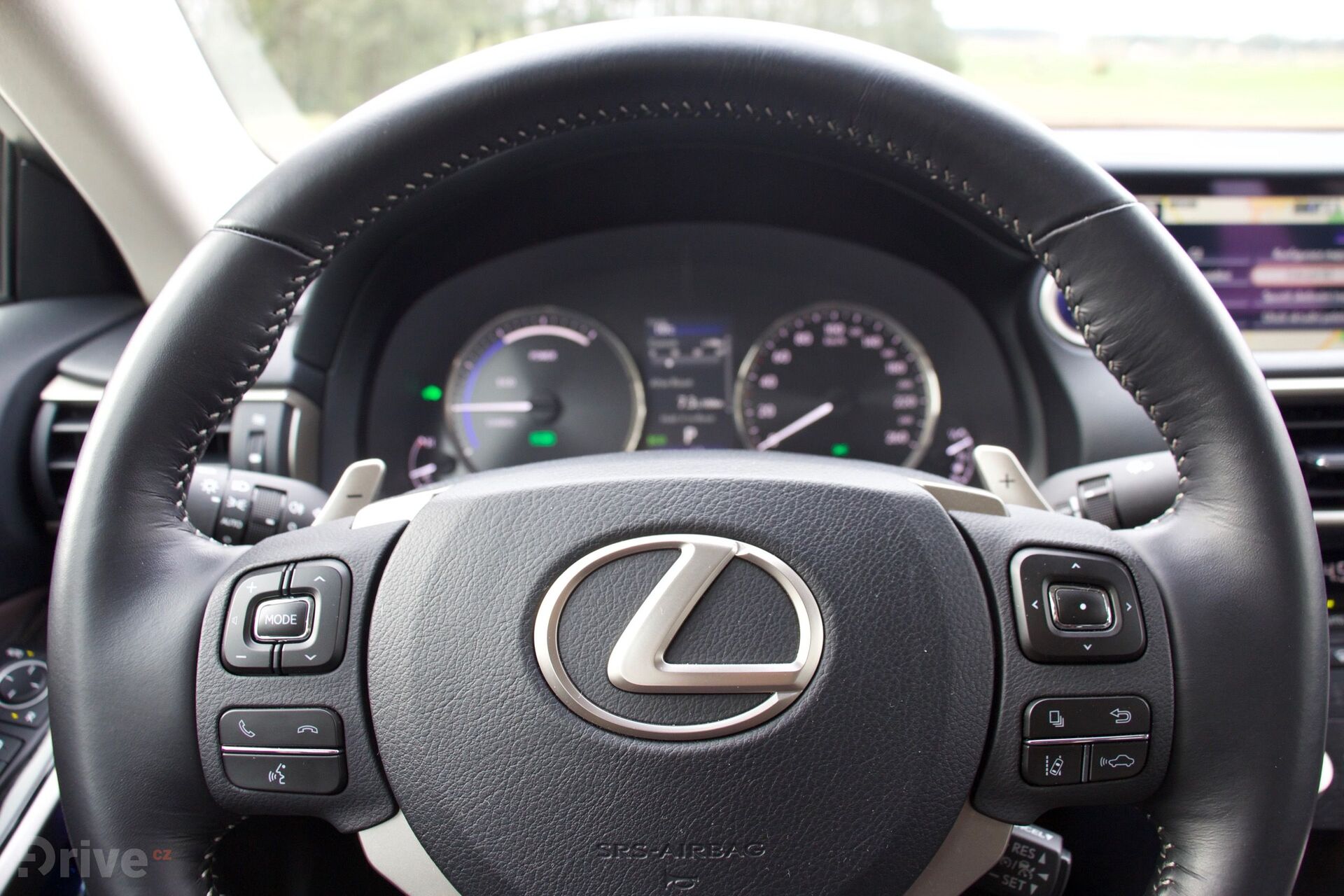 Lexus IS 300h