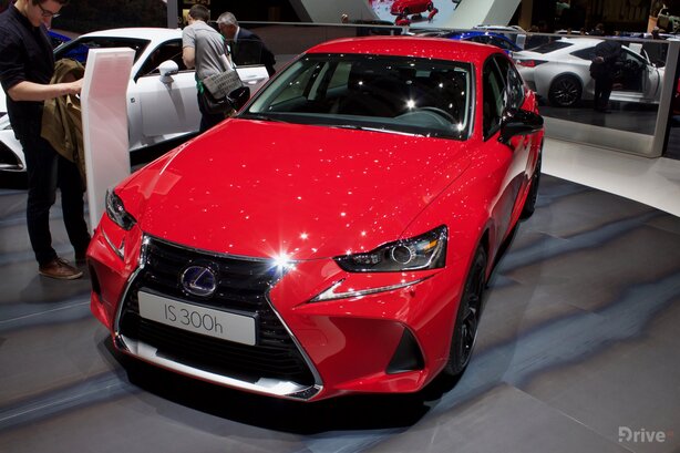 Lexus IS 300h