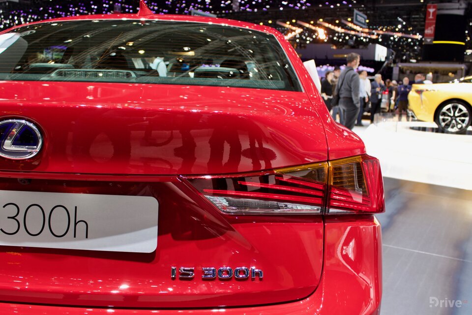 Lexus IS 300h