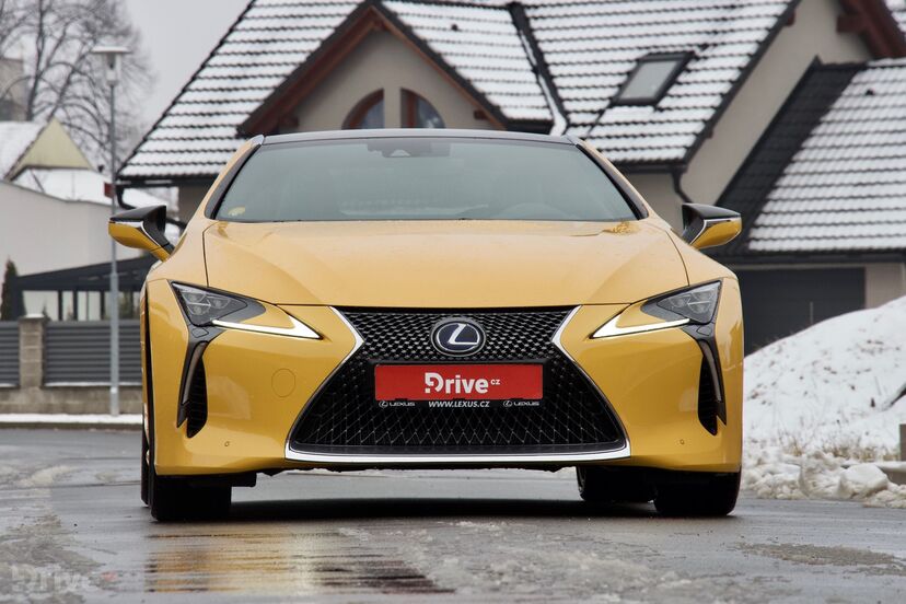 Lexus LS 500h (2017)