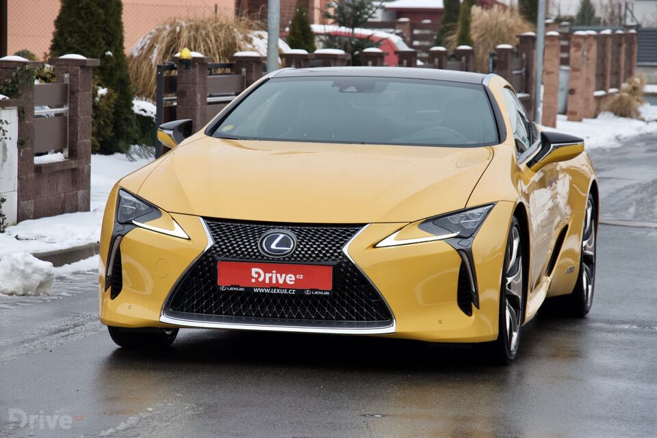 Lexus LS 500h (2017)