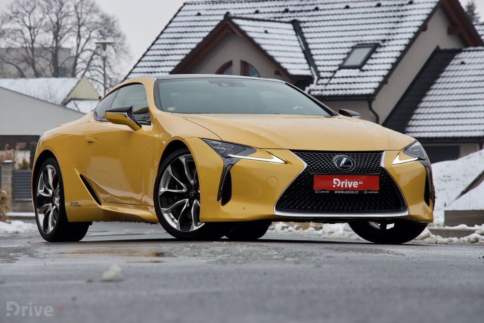 Lexus LS 500h (2017)