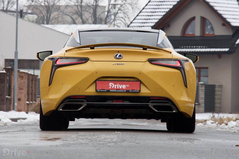 Lexus LS 500h (2017)