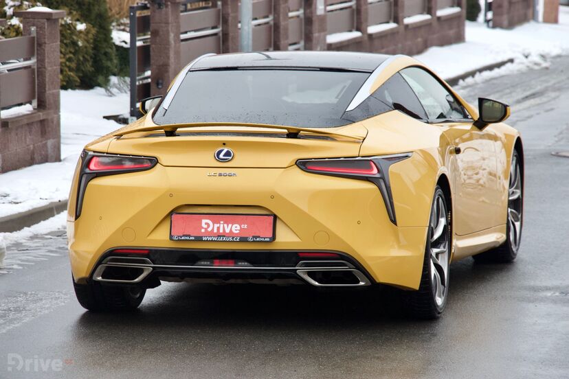 Lexus LS 500h (2017)