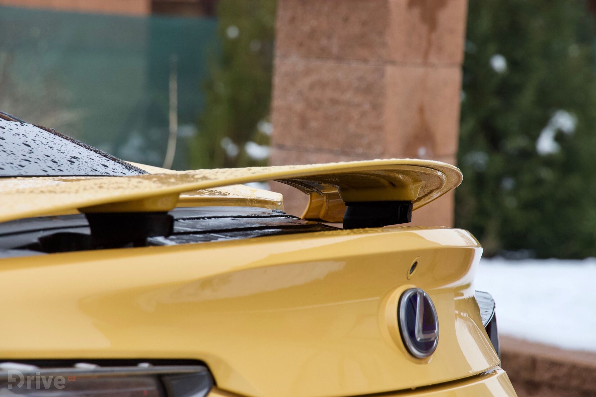 Lexus LS 500h (2017)